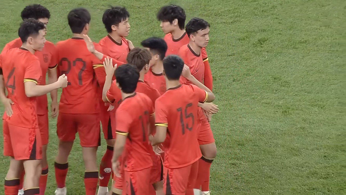 U23国足对阵朝鲜U23：防线漏洞频现 换人难改颓势