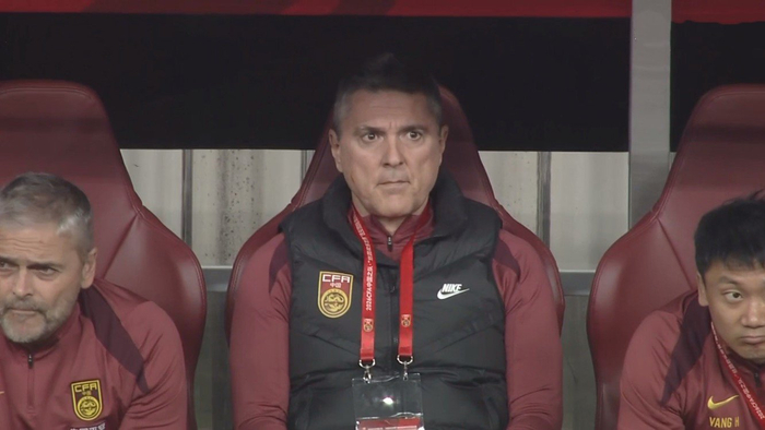 U23国足对阵朝鲜U23：防线漏洞频现 换人难改颓势