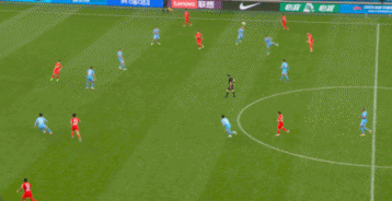 上海海港2比1绝杀云南玉昆 杨希吾米提江闪耀全