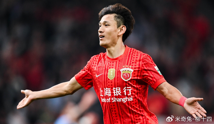 上海海港2比1绝杀云南玉昆 杨希吾米提江闪耀全