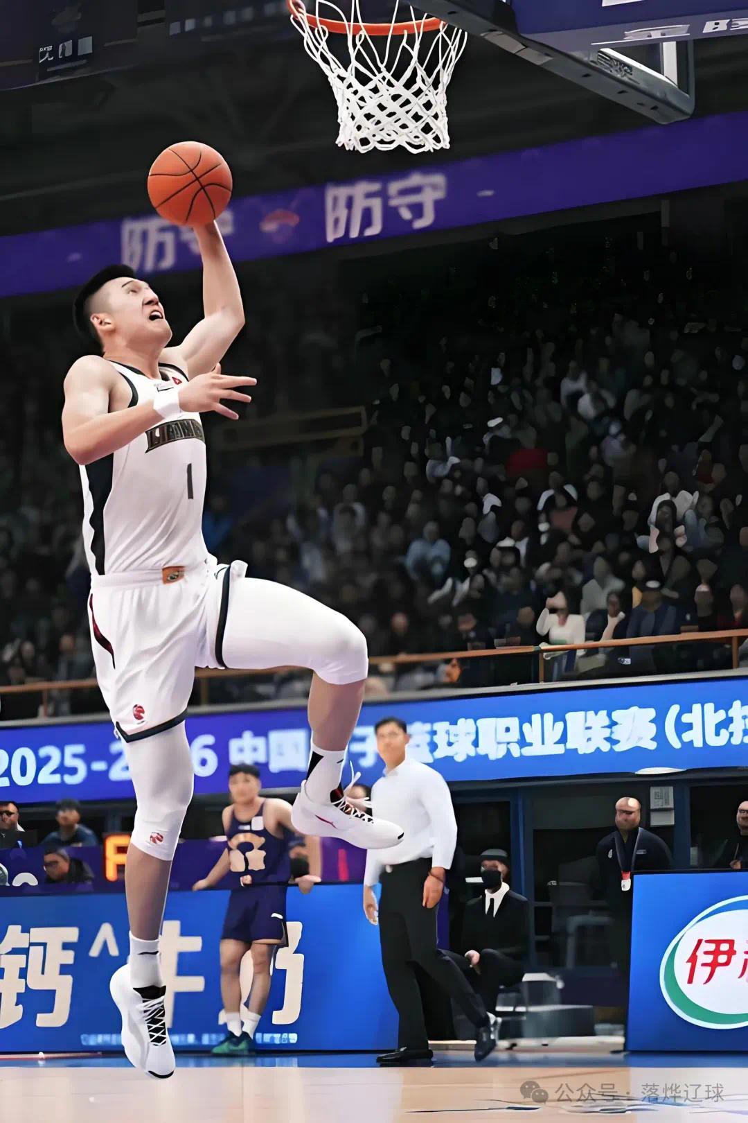 辽粤巅峰对决辽宁男篮力克广东豪取大胜