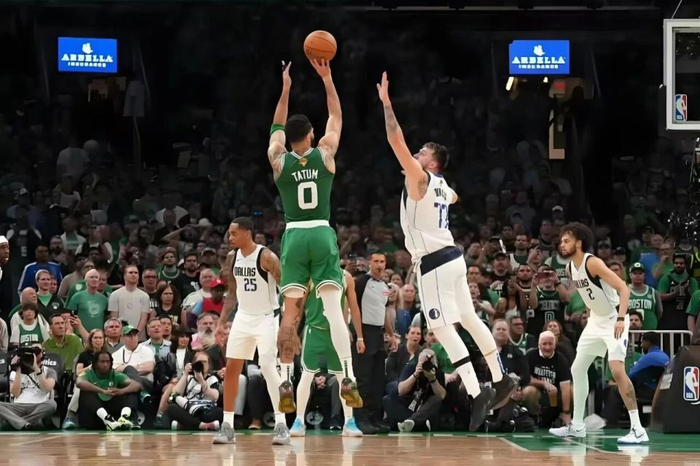 东契奇坎宁安申诉成功，詹姆斯顶薪遇冷，雷霆