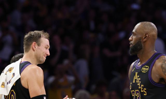 肯纳德客串控卫助湖人崛起 数据亮眼成关键角色