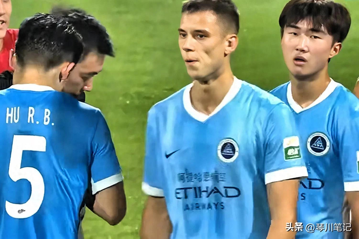 重庆铜梁龙力克深圳新鹏城 登顶积分榜